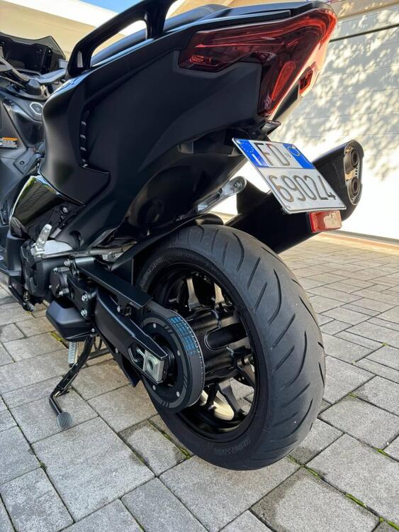 Yamaha T-Max 560 Tech Max (2022 - 24) (4)