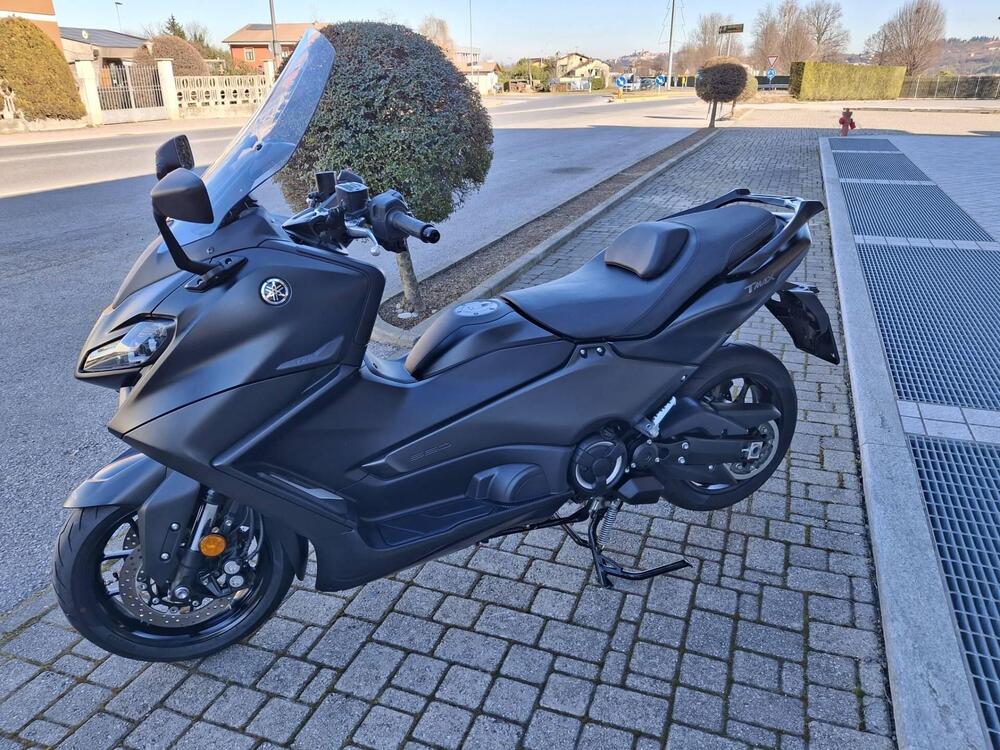 Yamaha T-Max 560 (2022 - 24) (3)