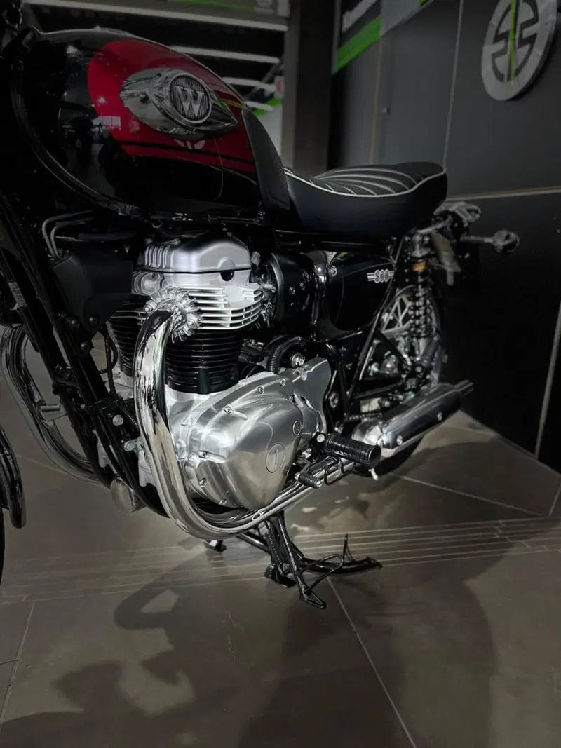Kawasaki W 800 (2021 - 26) (9)