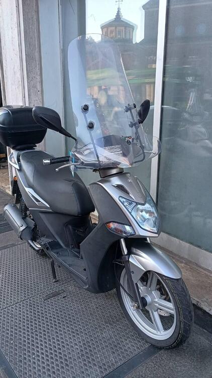 Kymco Agility 125 R16 (2008 - 17) (2)