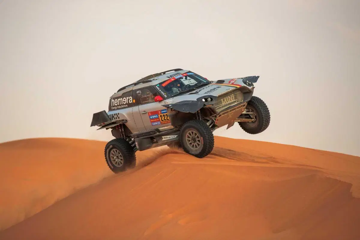Dakar 2025. T9. Sanders, KTM, resiste, Al Rajhi, Toyota, passa al comando [VIDEO] (37)