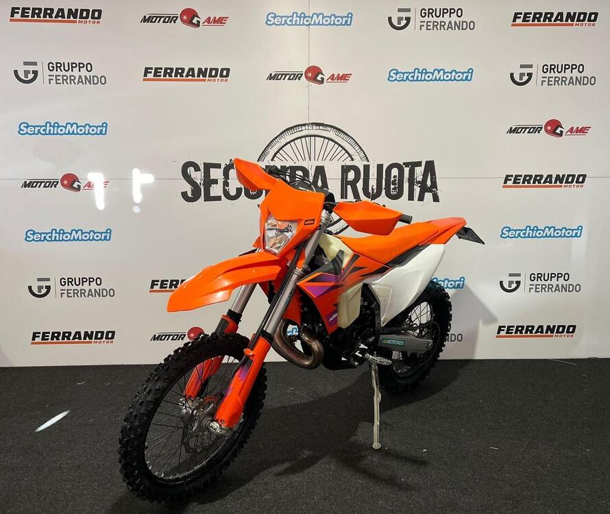 KTM 150 EXC TBI (2024) (3)