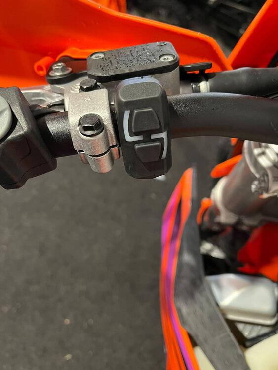 KTM 150 EXC TBI (2024) (5)