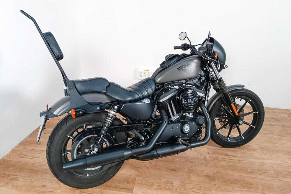 Harley-Davidson 883 Iron (2009 - 11) - XL 883N (3)