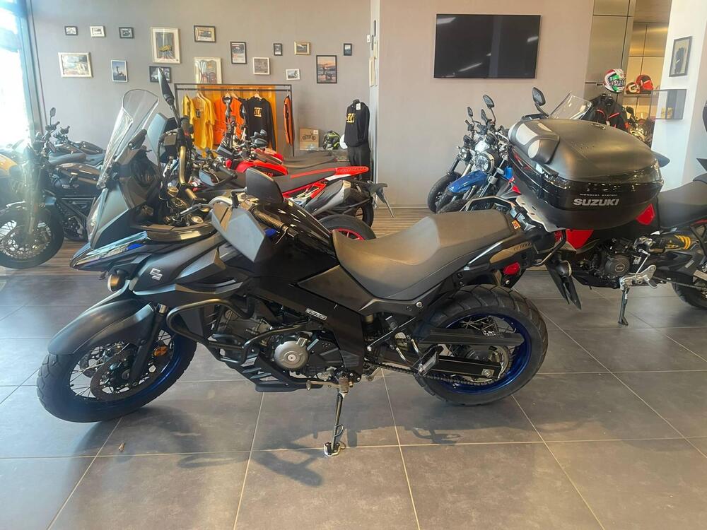 Suzuki V-Strom 650XT (2021 - 25) (2)