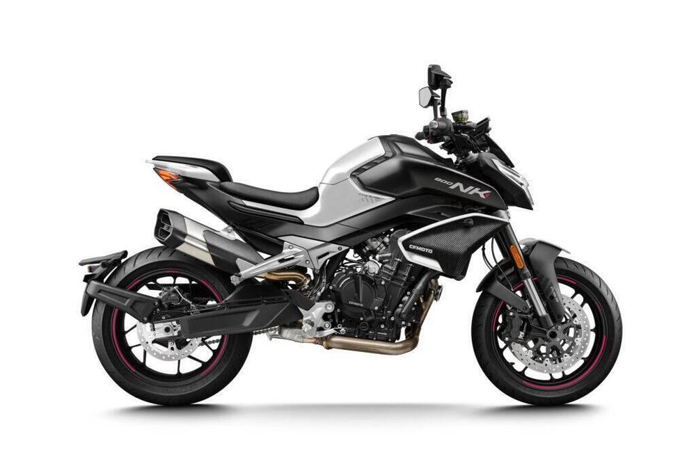 CFMOTO 800NK Advanced (2023 - 25)