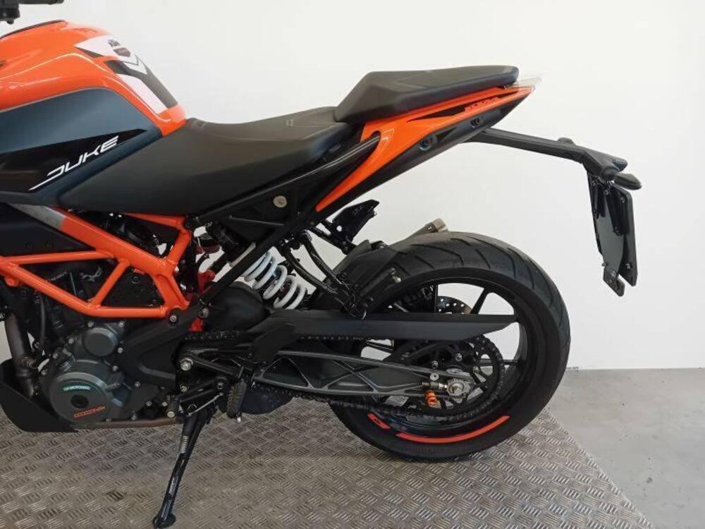 KTM 390 Duke (2021 - 23) (5)