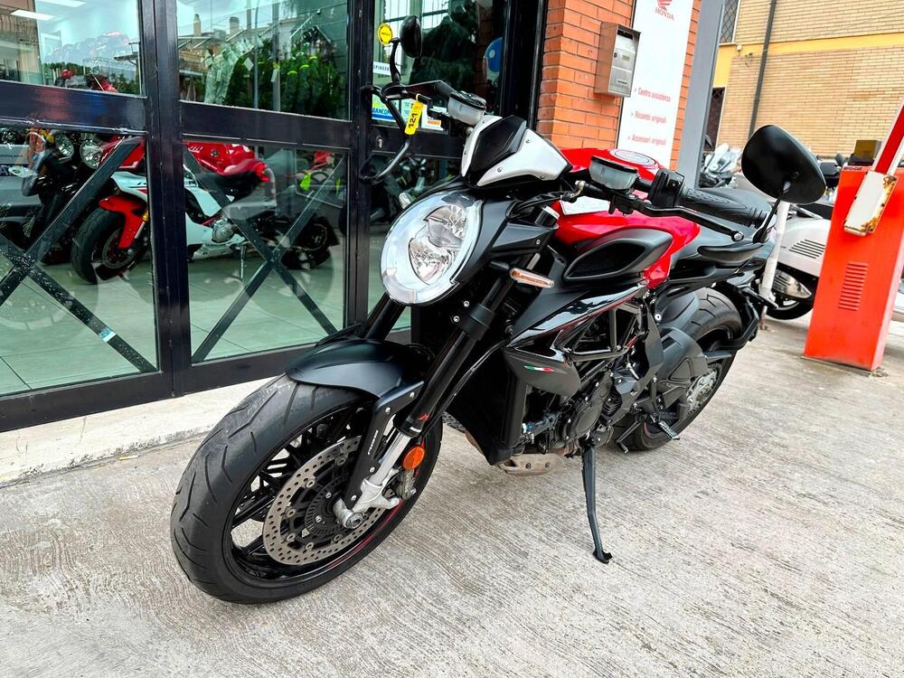 MV Agusta Dragster 800 Rosso (2021 - 23) (4)