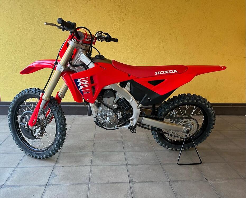 Honda CRF 450 R (2025) (2)