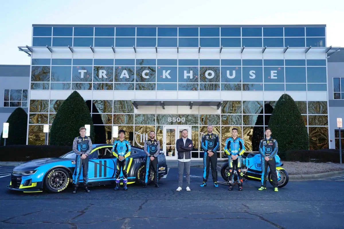 Aprilia Trackhouse 2025, nuova livrea (7)