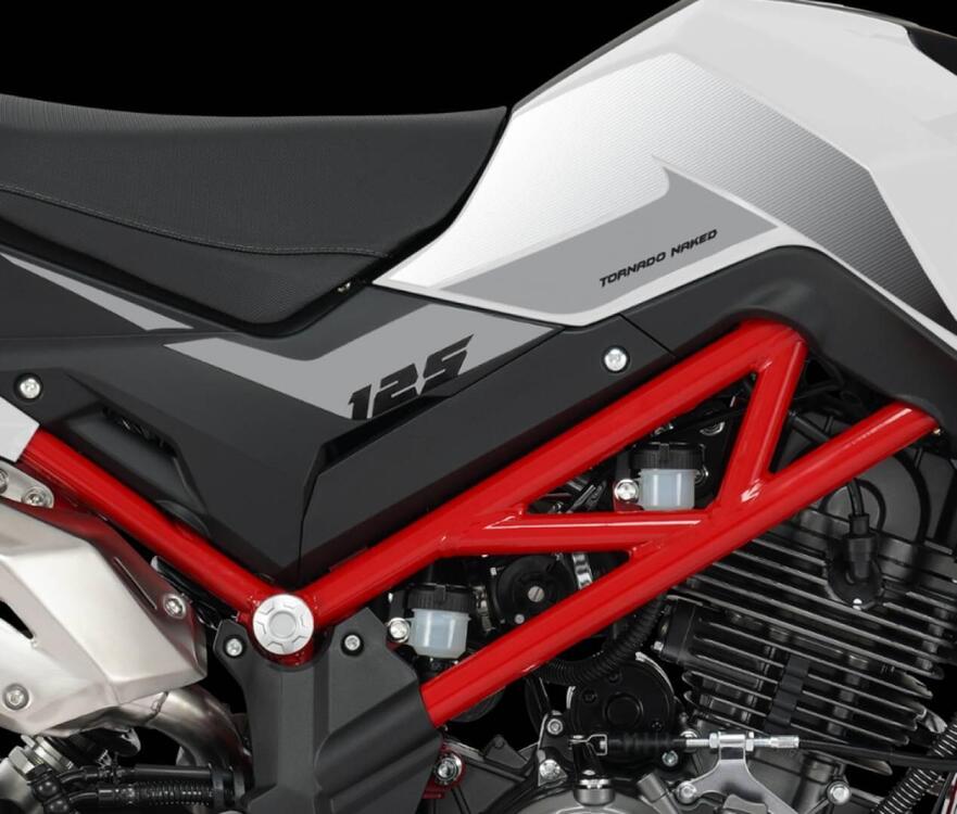 Benelli Tornado Naked T 125 (2022 - 25) (4)