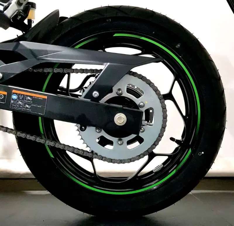 Kawasaki Z e-1 (2024 - 26) (14)