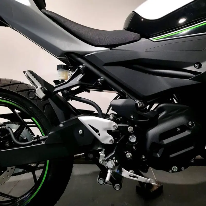 Kawasaki Z e-1 (2024 - 26) (19)