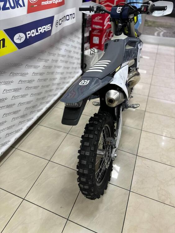 Husqvarna TE 250 (2024) (3)