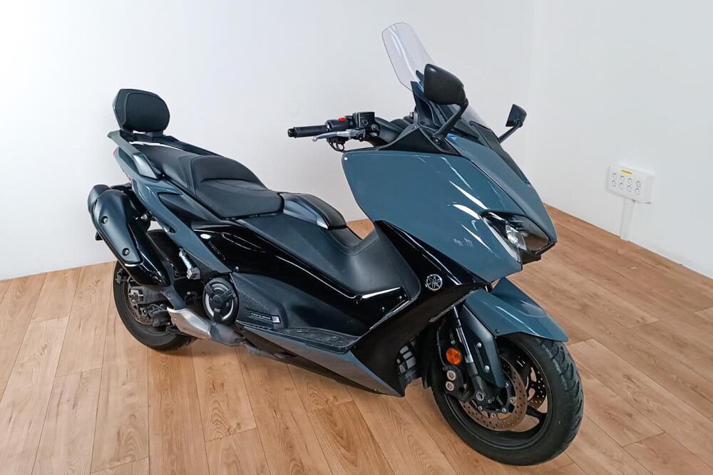 Yamaha T-Max 560 Tech Max (2020) (2)