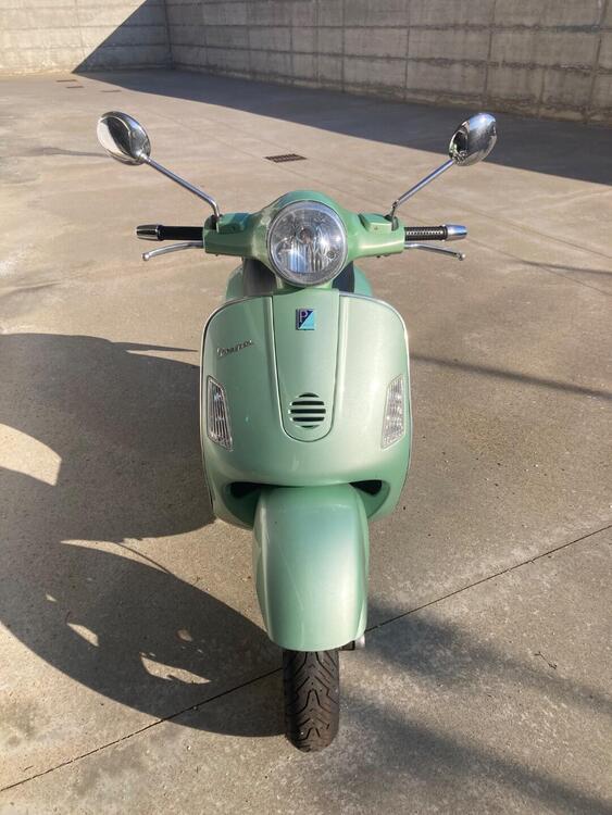 Vespa Granturismo 125 L