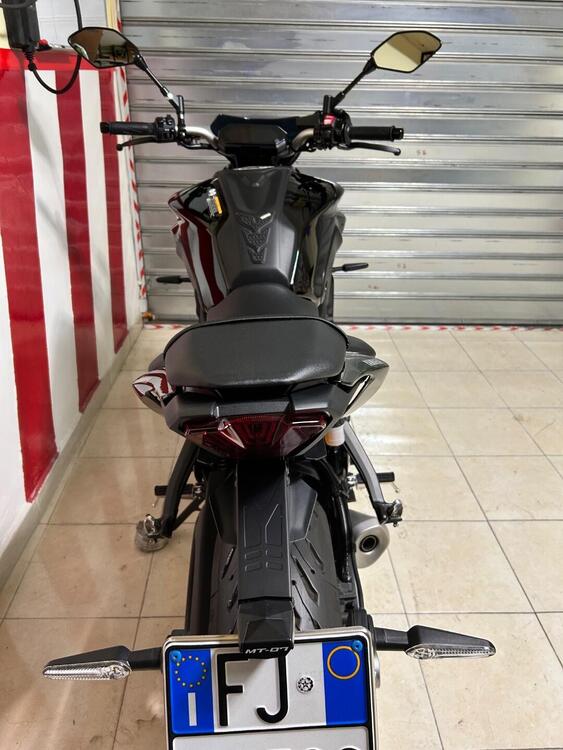 Yamaha MT-07 Pure (2023 - 25) (4)