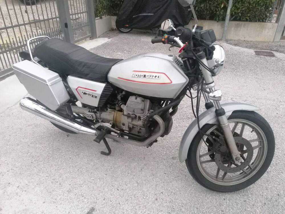 Moto Guzzi V35 II - 2 proprietari, conservata, borse laterali (5)