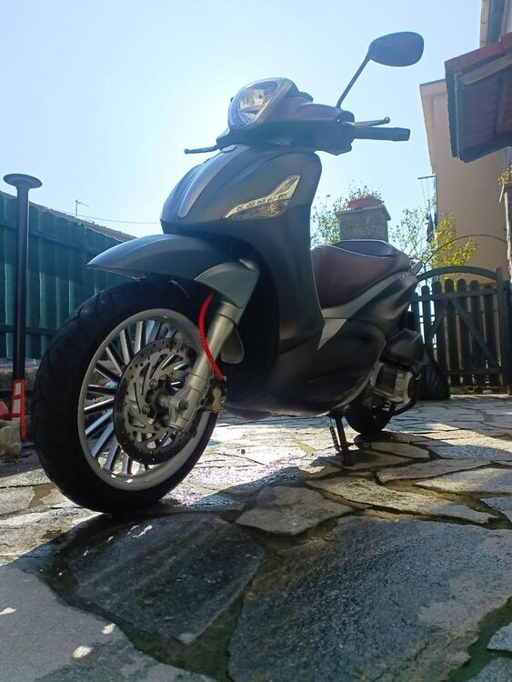 Piaggio Beverly 300 i.e. (2010 - 16) (5)