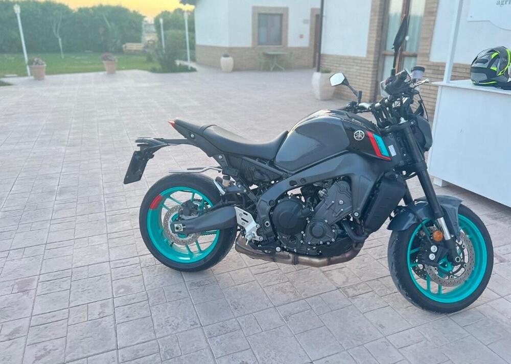 Yamaha MT-09 (2021 - 23) (3)