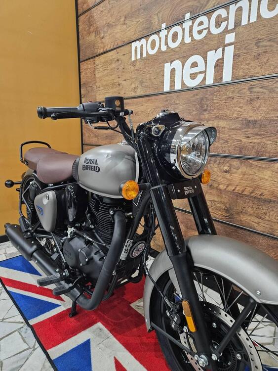 Royal Enfield Classic 350 (2021 - 25) (2)