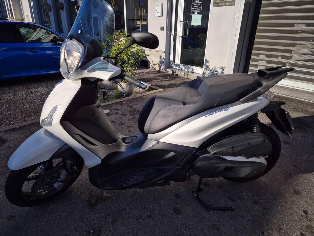 Piaggio Beverly 350 Police ABS-ASR (2018 - 20) (2)