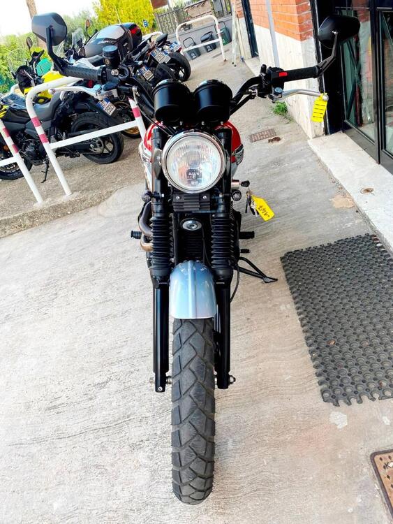 Triumph Scrambler (2006 - 17) (3)