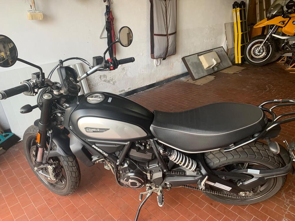 Ducati Scrambler 800 Icon Dark (2020) (2)