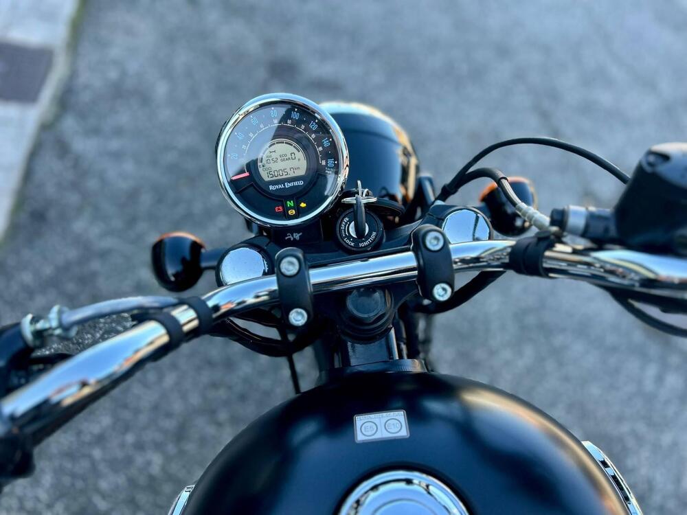 Royal Enfield Meteor 350 Stellar (2021 - 25) (4)