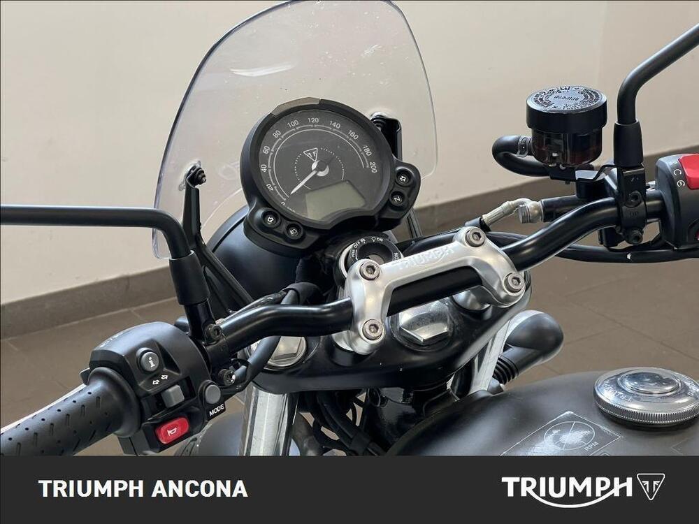 Triumph Street Twin 900 (2021 - 22) (2)