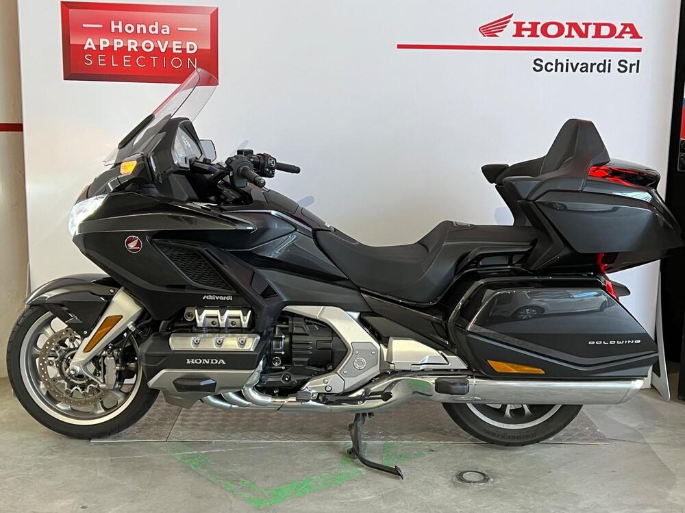 Honda GL 1800 Gold Wing Tour DCT (2021) (2)