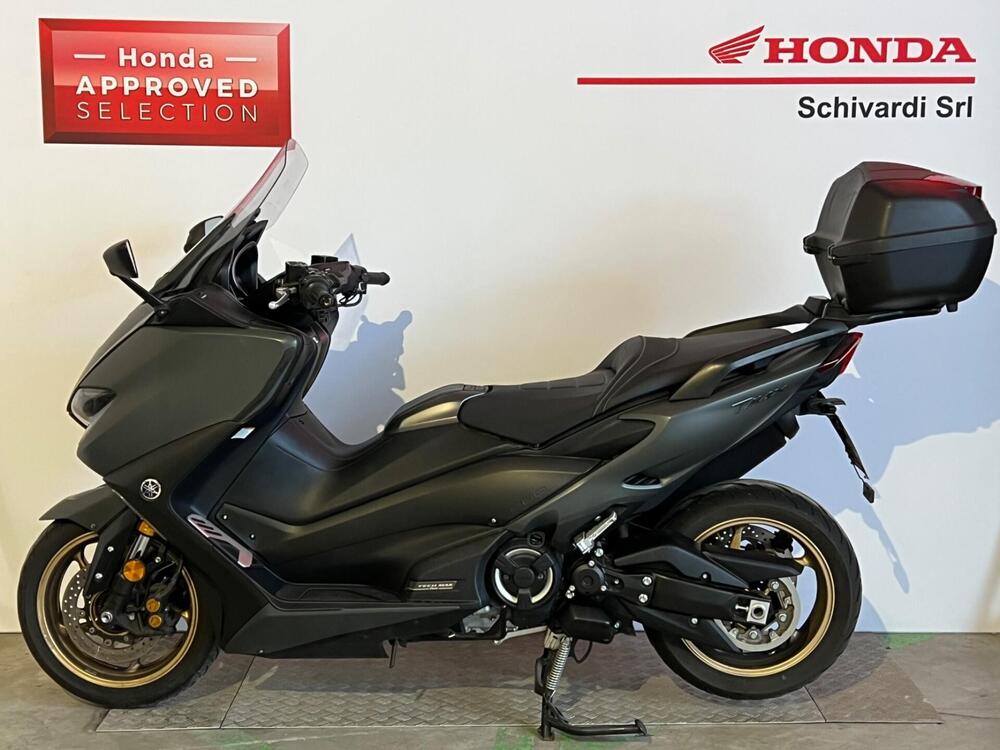 Yamaha T-Max 560 Tech Max (2021) (2)