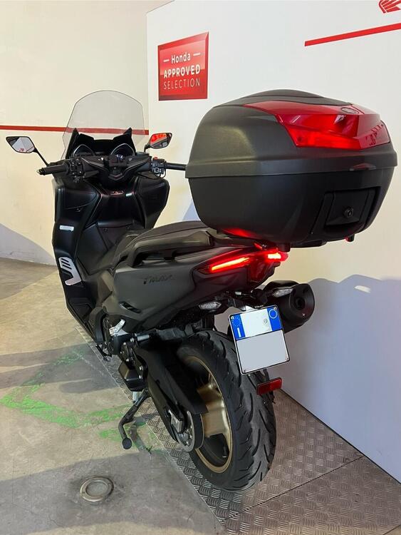 Yamaha T-Max 560 Tech Max (2021) (5)