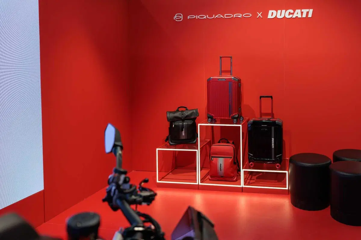 Ducati e Piquadro lanciano una capsule collection esclusiva (8)