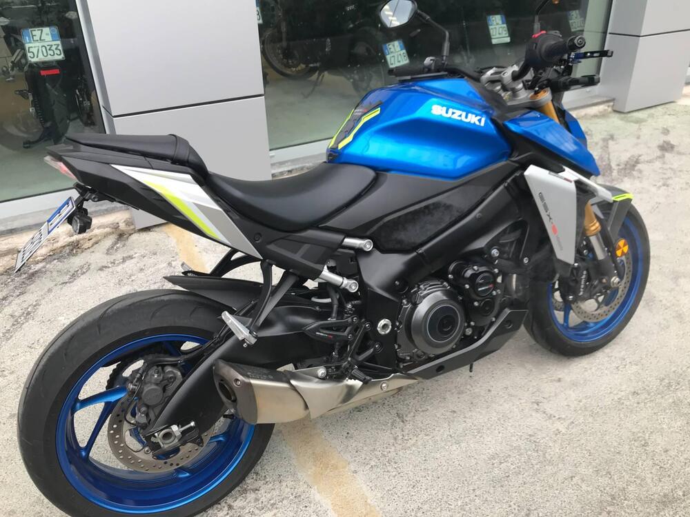 Suzuki GSX-S1000 (2021 - 25) (4)