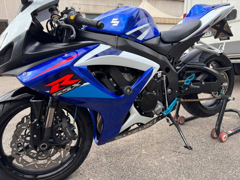 Suzuki GSX R 750 (2006 - 07) (3)