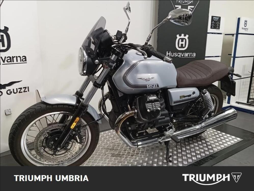 Moto Guzzi V7 850 Stone Special Abs (2021) (4)