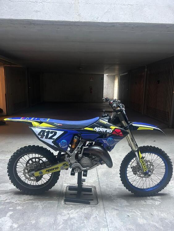 Yamaha YZ 125 (2022) (4)