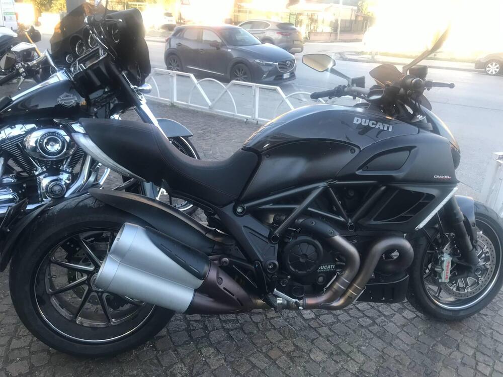 Ducati Diavel 1200 Carbon (2010 - 13)