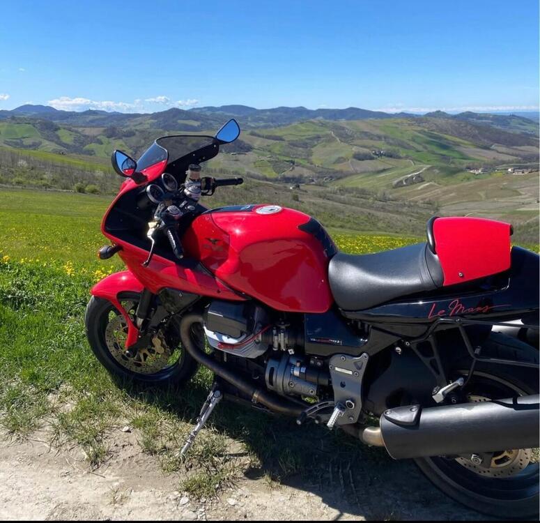 Moto Guzzi V11 Le Mans Rosso Corsa (2003 - 06) (2)