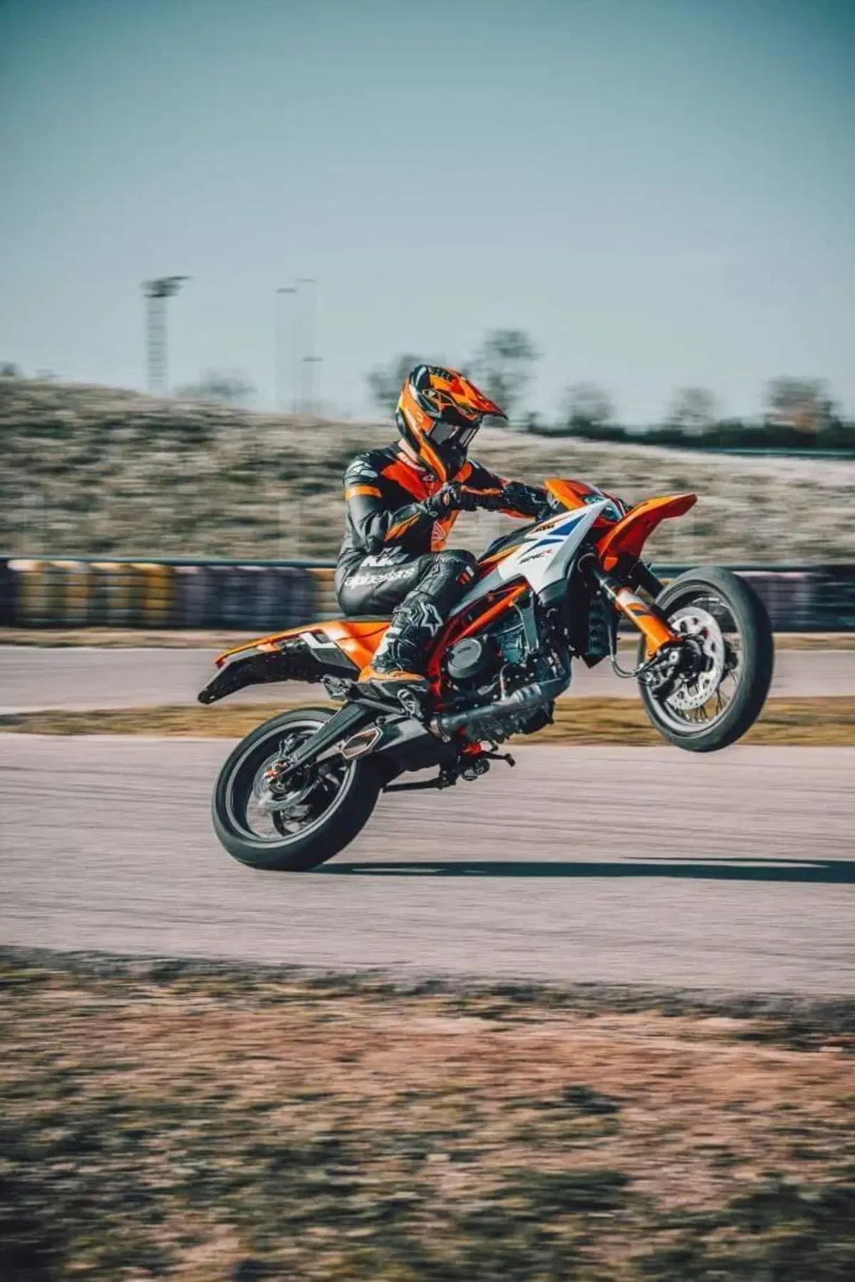 KTM 390 SMC R (2025 - 26) (11)