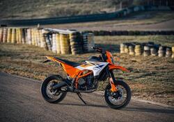 KTM 390 SMC R (2025) nuova