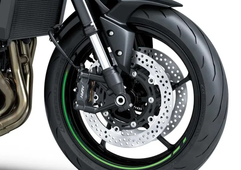 Kawasaki Z 900 Z 900 A2 (2025 - 26) (14)