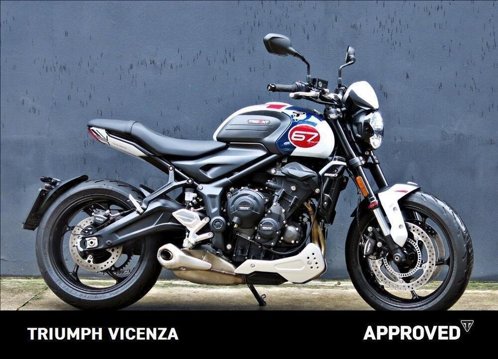 Triumph Trident 660 Triple Tribute Edition (2024 - 25) (2)