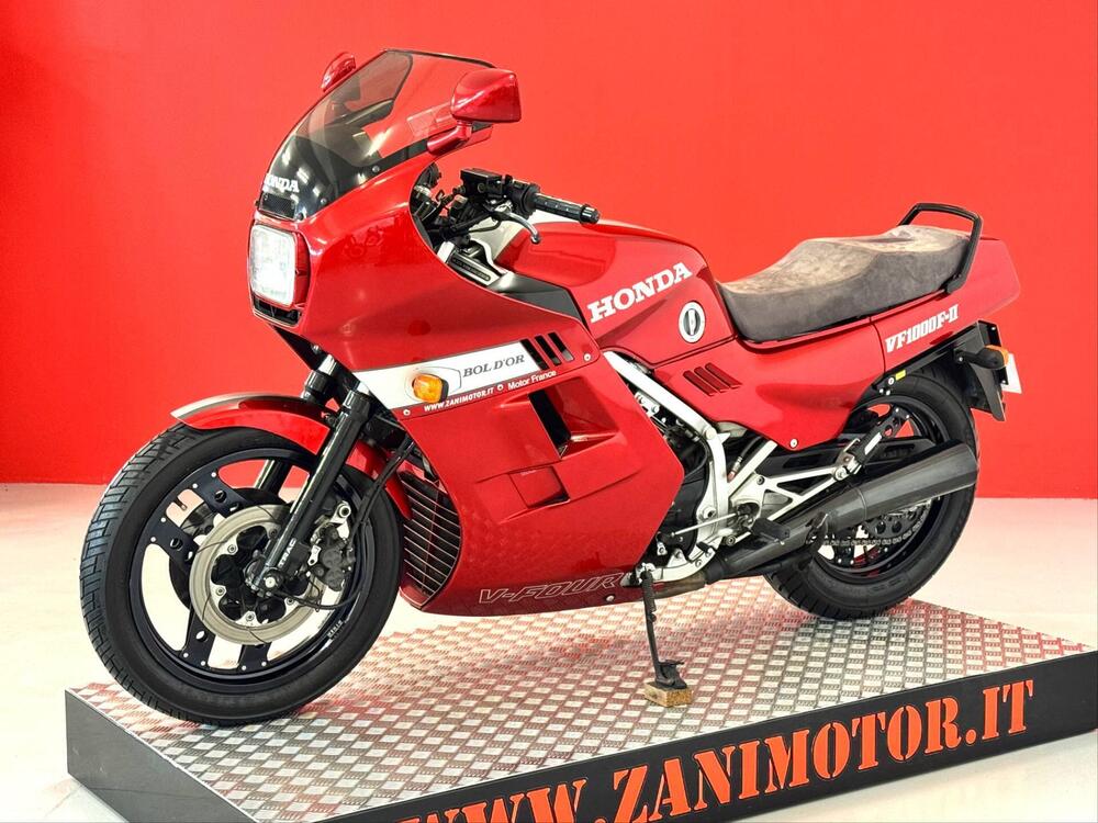 Honda VF 1000 F2 (1985 - 87) (4)