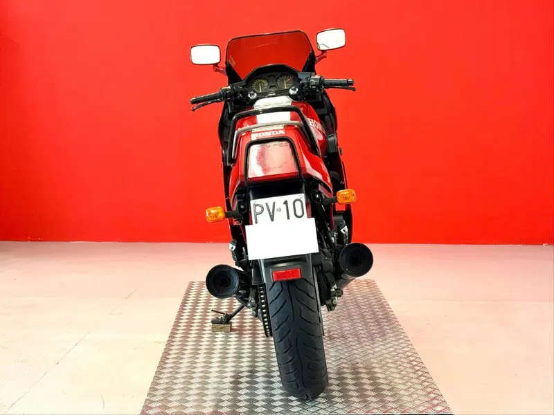 Honda VF 1000 F2 (1985 - 87) (7)