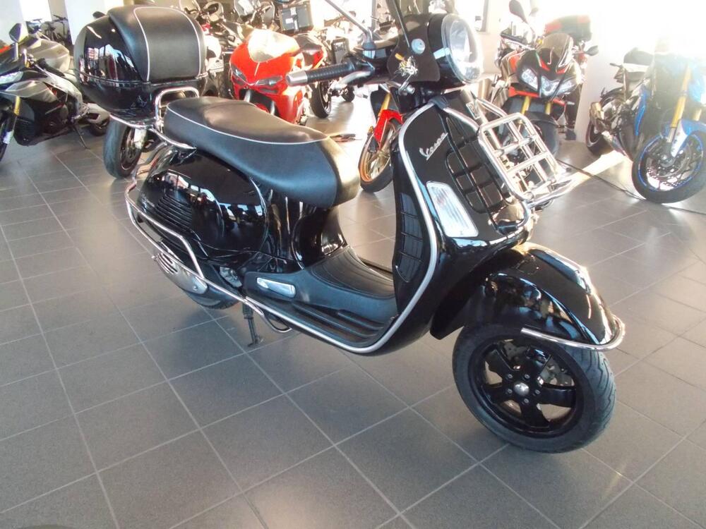 Vespa GTS 300 Super (2008 - 16)