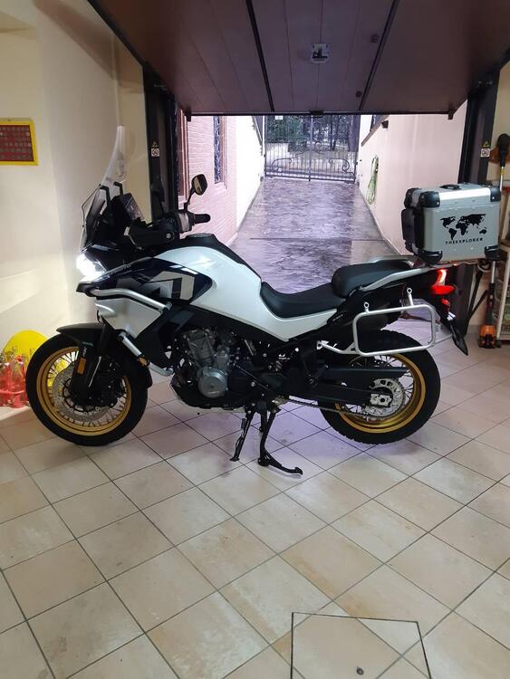 CFMOTO 800MT Explore (2023 - 25) (2)