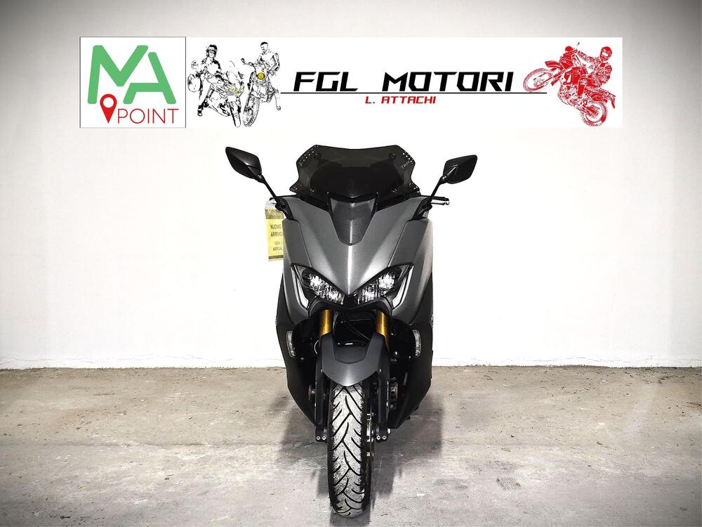 Yamaha T-Max 560 Tech Max (2020) (2)