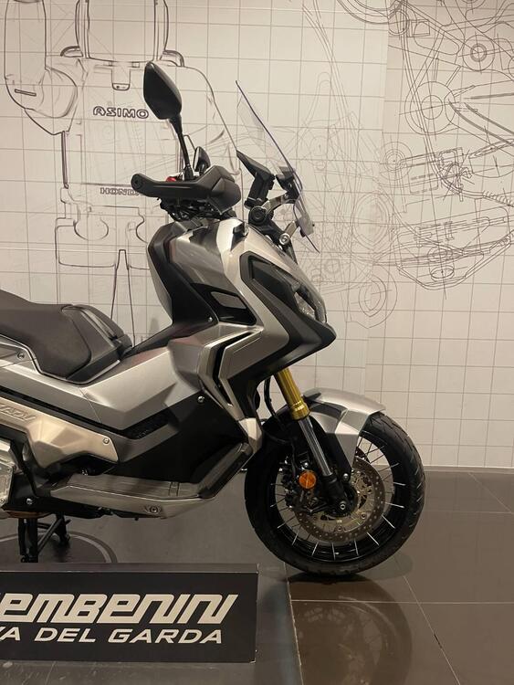 Honda X-ADV 750 (2017) (2)